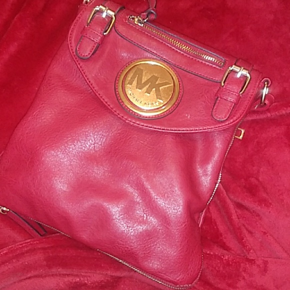Michael Kors red purse - Picture 1 of 4